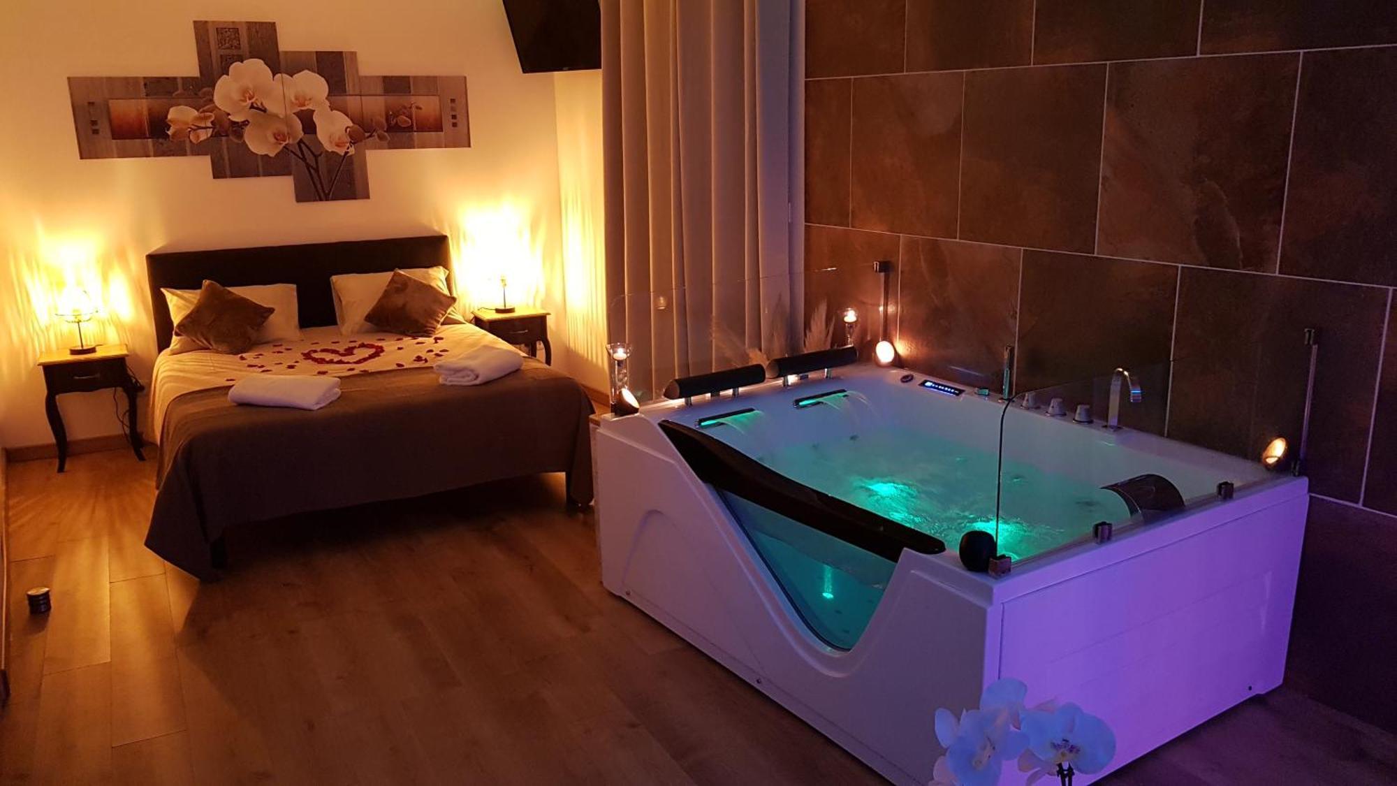 Love Room Jaccuzi Puisserguier Eksteriør billede